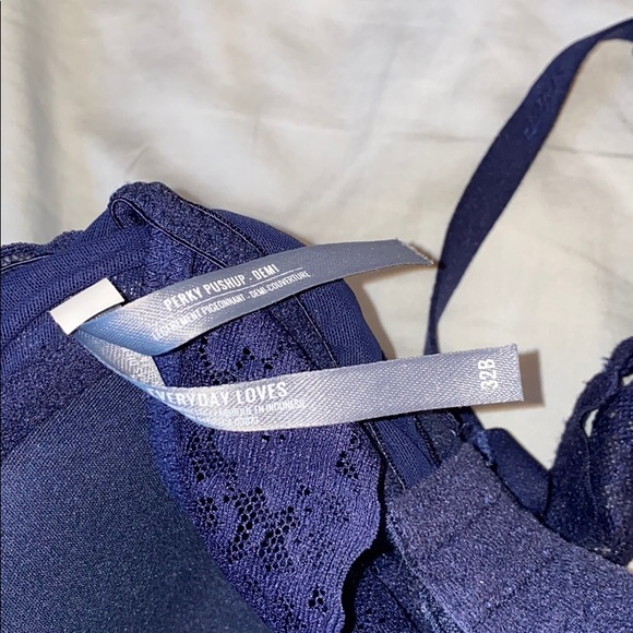 bra - Picture 2 of 3